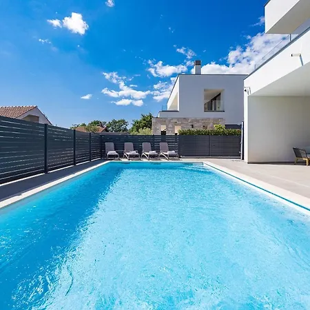 Moon Near The Sea Villa