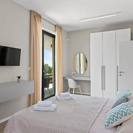 Villa Moon Near The Sea Fazana